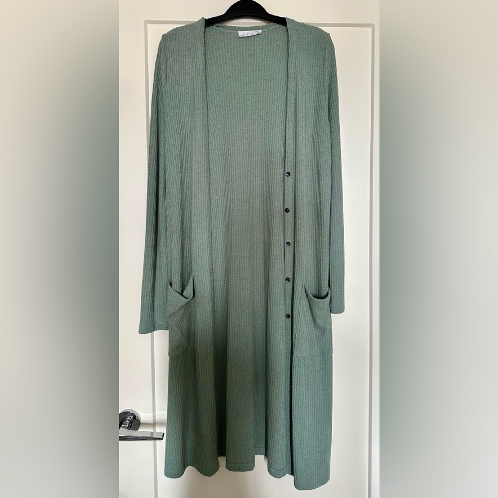 CJLA duster/ cardigan Size L